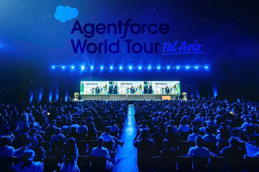 צילום כנס Salesforce